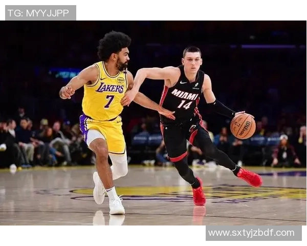 2018年12月11日湖人与热火精彩对决回放全场集锦分析与精彩瞬间回顾